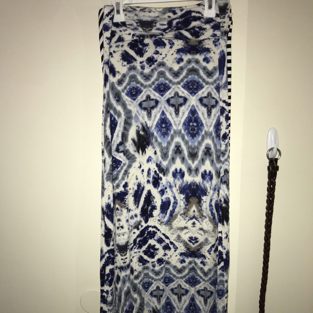 Maxi skirt